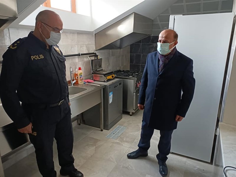 kaymakamimiz sayin izzettin sevgili hizmete acilan sehit tufan kansuva polis merkezi amirligini ziyaret etti